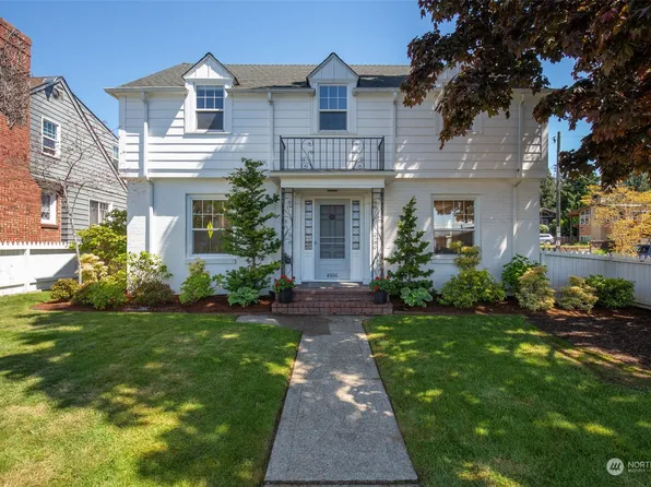 8656 Fauntleroy Way SW, Seattle, WA 98136