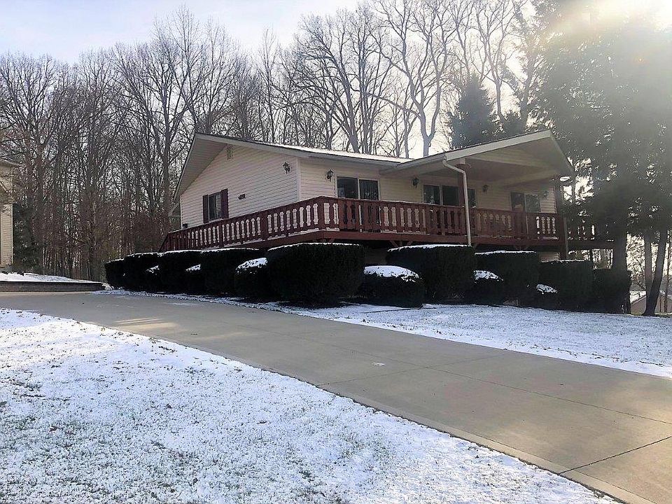 1st image of 25 Hillside Ct