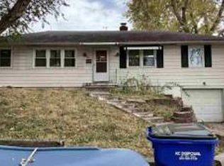 600 SW 17th St, Blue Springs, MO 64015