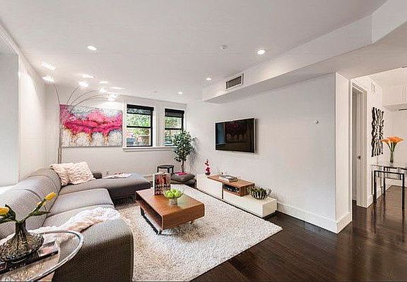 3rd image of 345 E 50th St APT 1B
