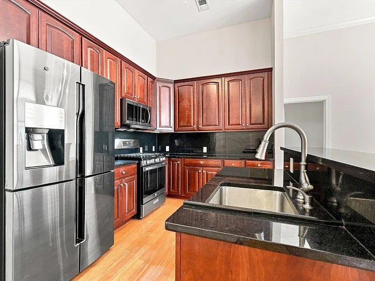 126 Dudley St #417 — Photo 6