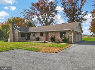 740 Lincoln Gardens Rd, Ephrata, PA 17522