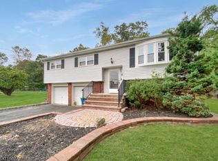 282 Maple Ave, Somerset, NJ 08873