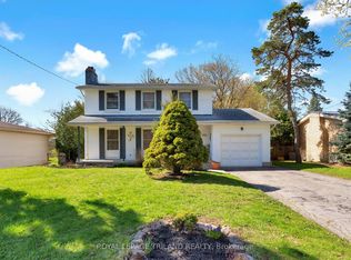 586 Middlewoods Dr, London, ON N6G 1W4