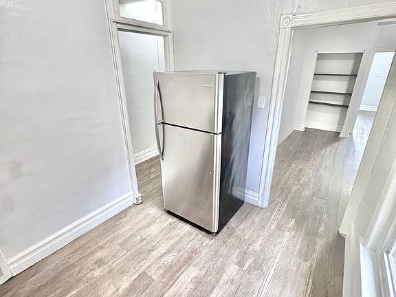 5th image of 1410 W Turner St Floor 2