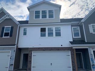 405 Hermon Dew Dr, Chesapeake, VA 23323