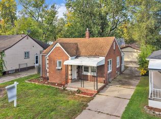 19357 Centralia, Redford, MI 48240
