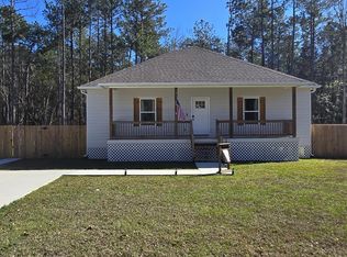 1715 E Lake Shore Dr, Carriere, MS 39426
