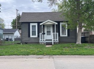 1905 S 11th St, Council Bluffs, IA 51501