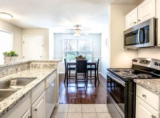 Autumn Creek Apartments, East Amherst, NY 14051