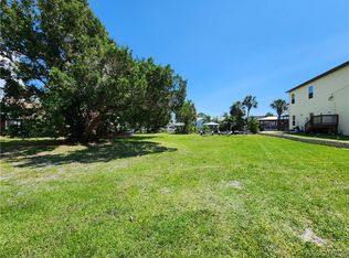 11720 W Sunnybrook Ct, Crystal River, FL 34429
