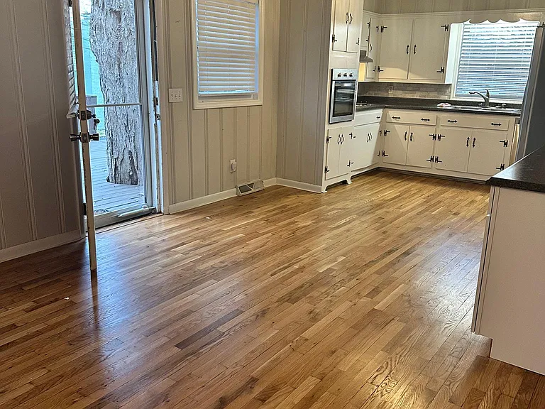 806 N Chancery St — Photo 26