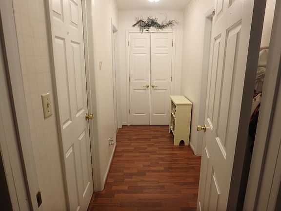 3rd image of 5513 Cherry St