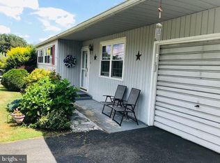 1062 Chestnut St, Pottsville, PA 17901