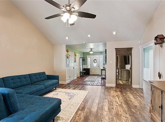 5th image of 328 Ormond Village Dr