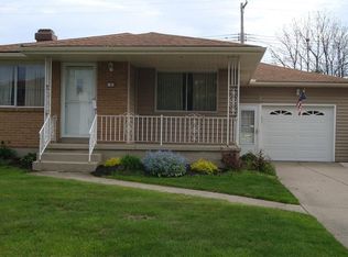 21 Poinciana Pkwy, Cheektowaga, NY