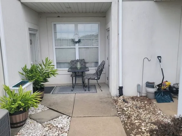 219 Adams Pointe Blvd Unit 11, Mars, PA 16046