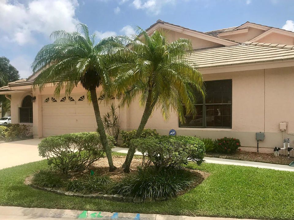 2nd image of 4792 Brighton Lakes Blvd