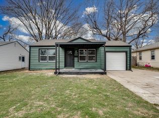1007 Waverly St, Wichita, KS 67218