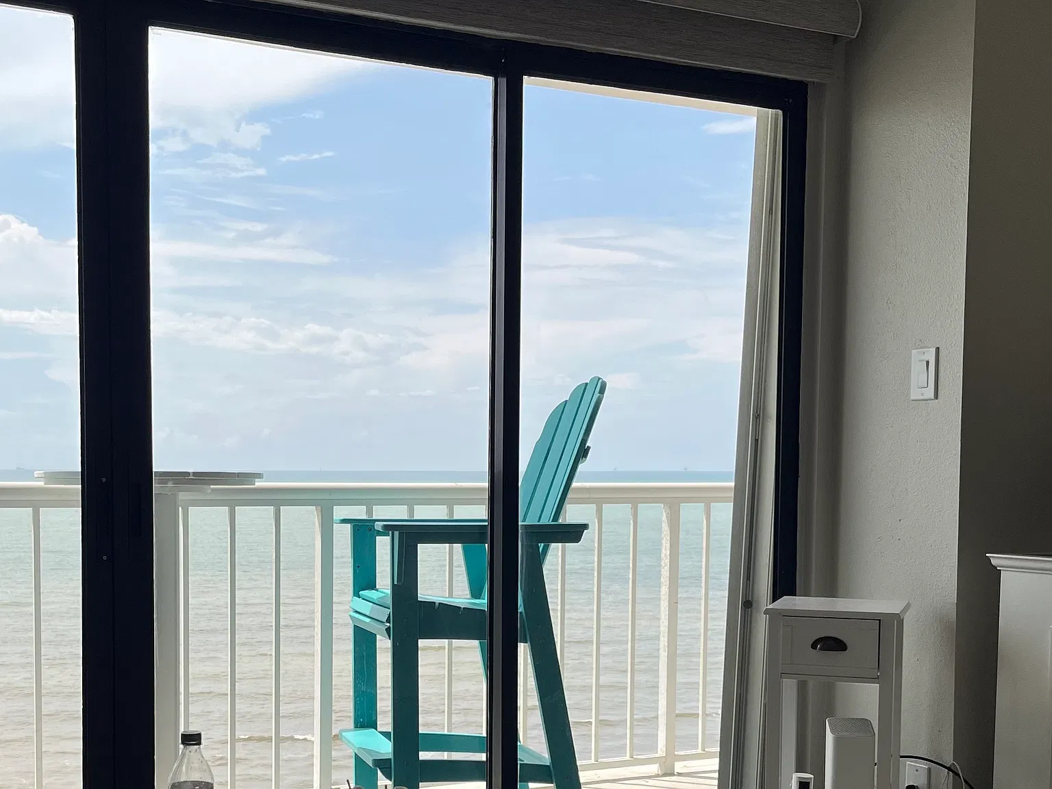 1 bed, 909 sqft, $3,000 — Photo 3