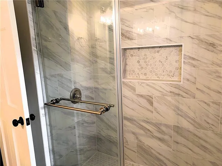 220 Indian Hills Ct — Photo 20