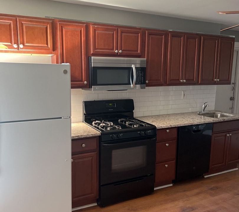 1st image of 1206 Dekalb St #8615503