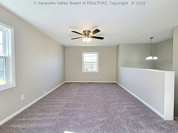 4th image of 2524 Shadyside Rd