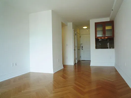 Rented by New York Residence | media 4