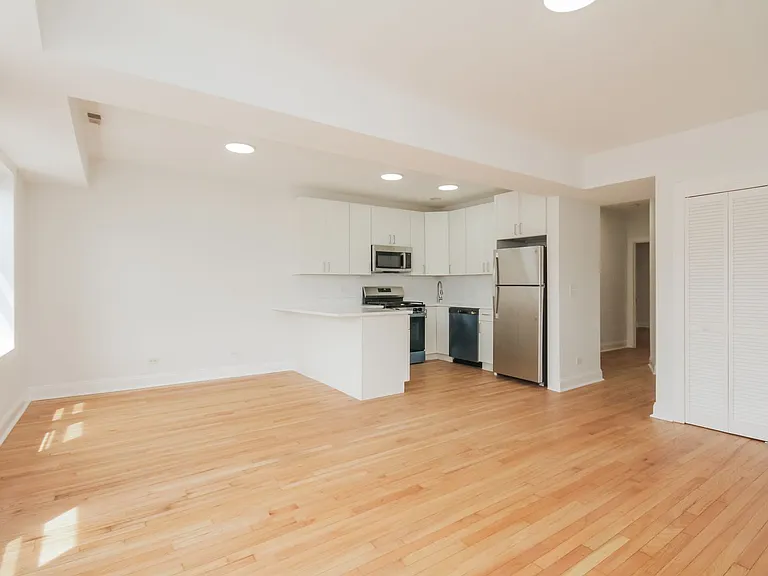 37 SQUARE APARTMENTS — Photo 26