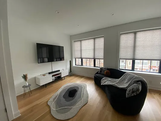 Rented by Irene Mihalios, LREB | media 7