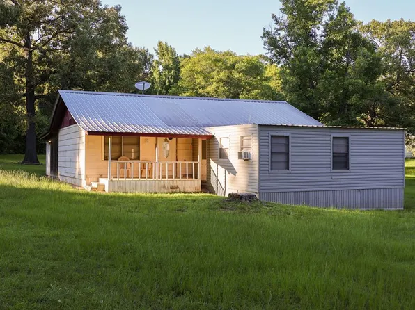 538 County Road 3541, Queen City, TX 75572