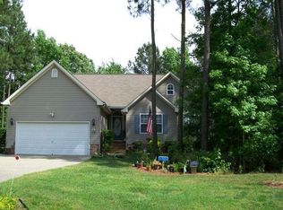 100 Castle Ct, Elizabeth City, NC 27909