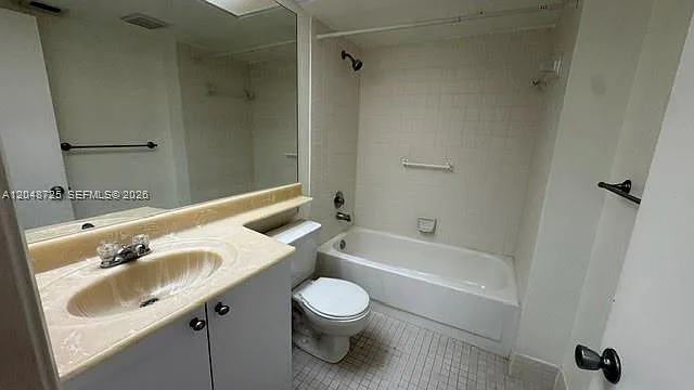 1001 SW 128th Ter #107B — Photo 8
