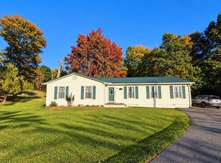 1718 Maxwell Hill Rd, Beckley, WV 25801