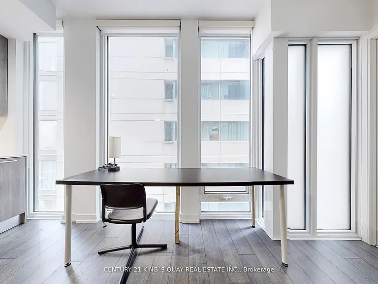 28 Wellesley St E #1501 — Photo 15