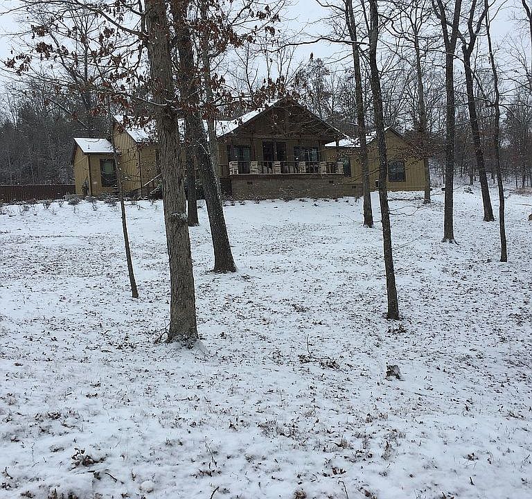 2nd image of 439 Swan Loop