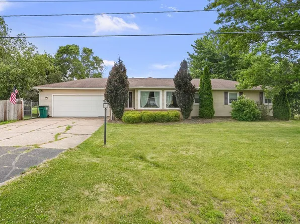 10009 Wolf Rd, Geneseo, IL 61254