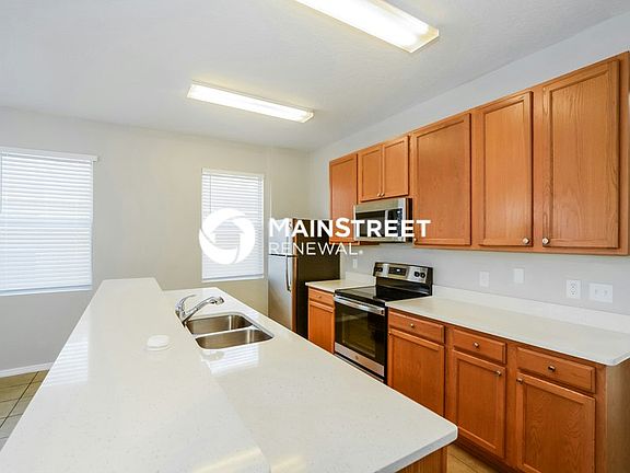 5th image of 1756 Strathmore Cir