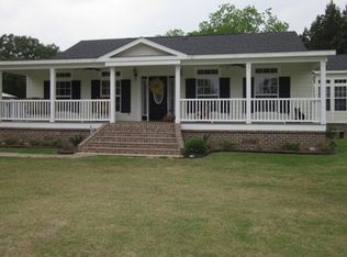 429 Golden Rd, Coushatta, LA 71019