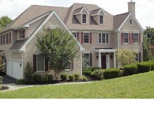 119 Woodridge Dr, Kennett Square, PA 19348