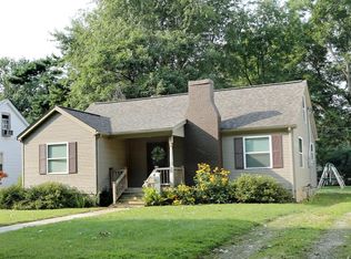 566 Rosemill Dr, Lexington, KY 40503