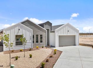 7704 Celestial St, Las Cruces, NM 88012