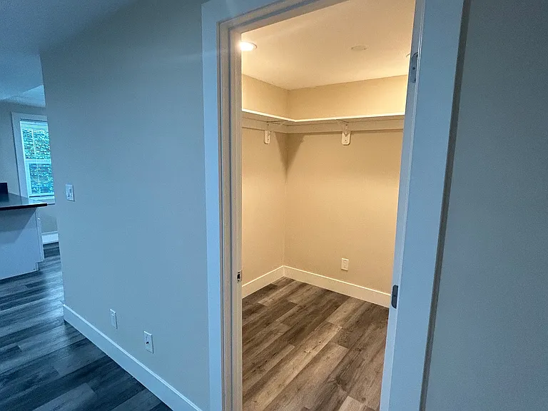 Anita Road Apartments — Photo 15