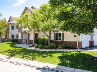 608 Pewaukee Rd UNIT E, Pewaukee, WI 53072