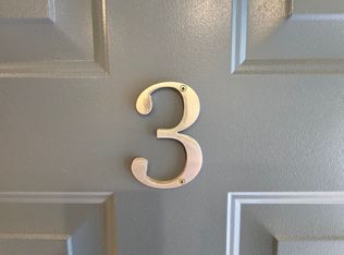 30 Victoria St APT 3, Keene, NH 03431