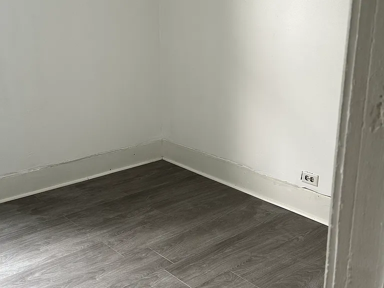 415 James Ave SE #1 — Photo 16