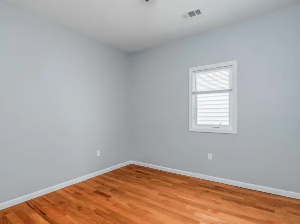 164 Avenue B image 14 of 18