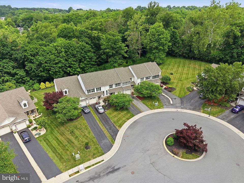 1st image of 435 Rabbit Hill Ln