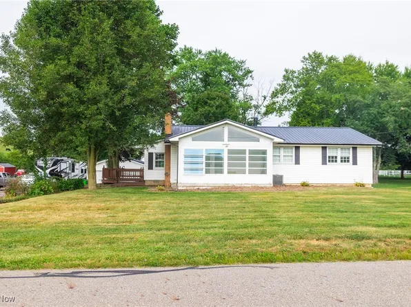 430 Bahler St SW, Sugarcreek, OH 44681