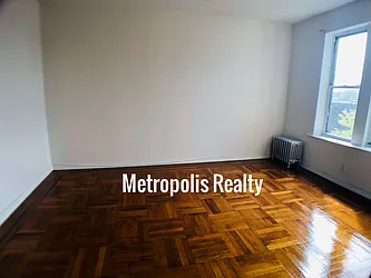 Rented by Metropolis International Realty Inc.